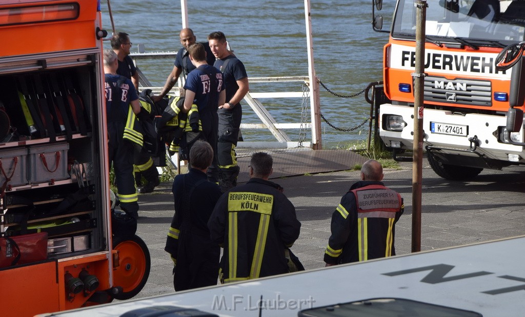 Schiff 1 Koeln in Hoehe der Koelner Zoobruecke P085.JPG - Miklos Laubert